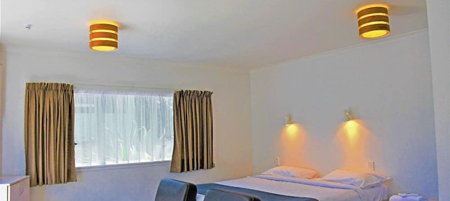 Comfort Inn Westshore Beach