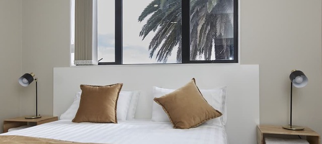 Three Palms Lodge