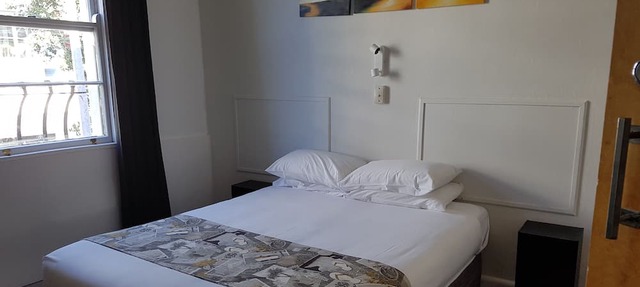 Whakatane Hotel