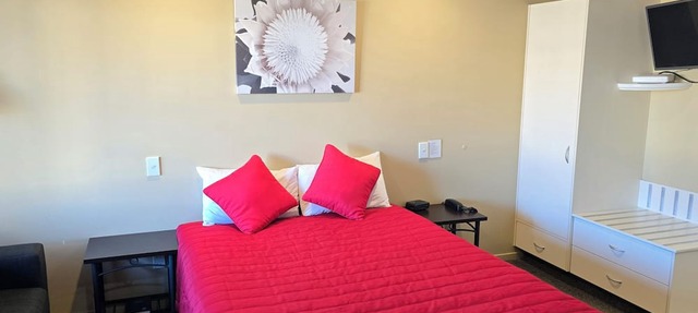 Discovery Motor Lodge