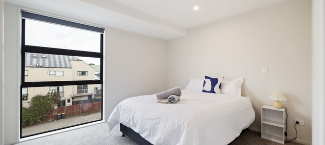 Newly Built 3 Bedroom Townhouse - Your Base to Explore the CBD