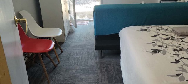 1 Double and 1 sofa bed Studio