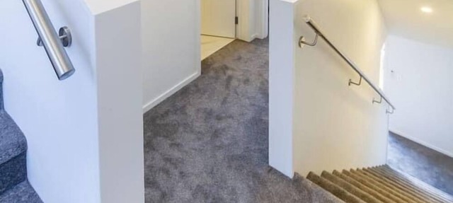 Conveniently Located 2BR Townhouse in West AKL