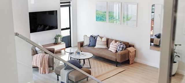 Central Oasis Townhouse with Parking