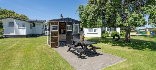 3 Bedroom Cottage in the Country.