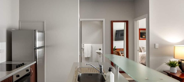 1BR Apartment | 5 minutes walk (600m) to CBD!