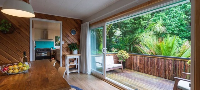 Hillcrest Bush Retreat (by Furnished Rentals)