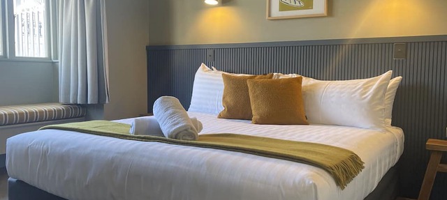 The Elmwood Motel