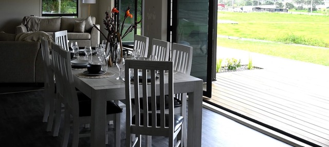 Mee ‘N G’s Boat Shed Marokopa’s finest luxury stay!