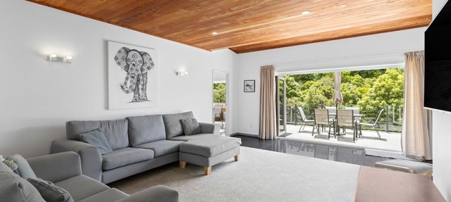 Bay Vista Retreat