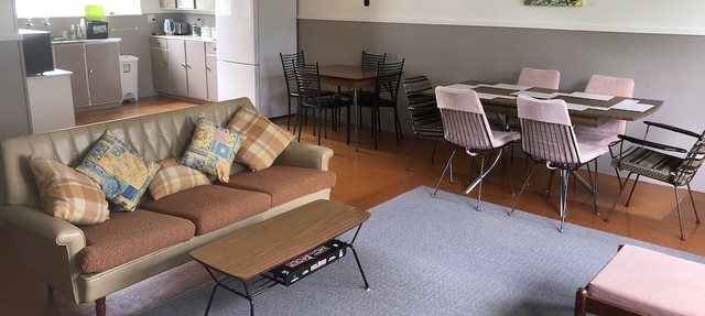 Fun, retro-inspired farmstay at The Shearer's Quarters