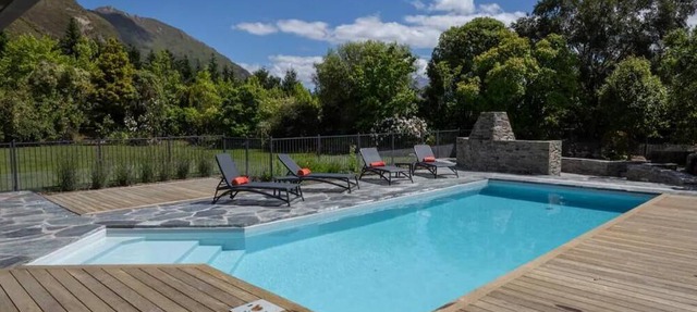 Luxury Eco Apt w/Pool, Gym & Sauna - Adults only