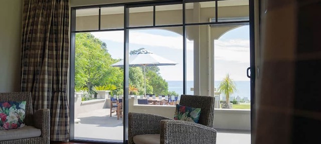 THE BUNGALOW - COASTAL RETREAT