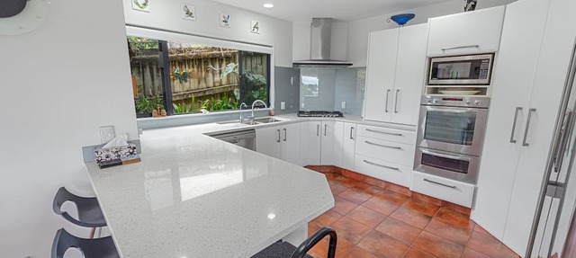 Bellevue Paradise - Tauranga Holiday Home