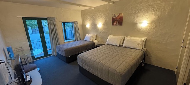 Parklane Motor Lodge