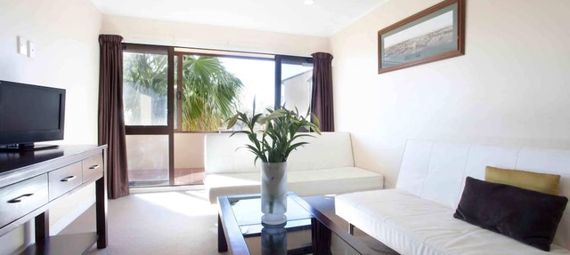 Auckland Airport Kiwi Hotel