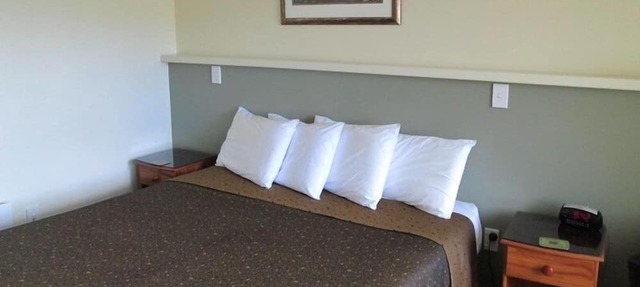 Shortland Court Motel