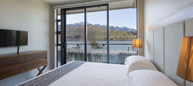 The Rees Hotel and Luxury Apartments
