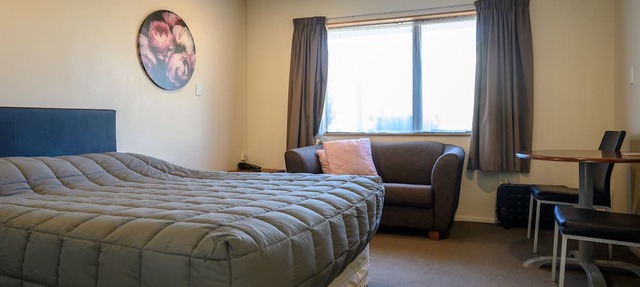 Foreshore Motor Lodge