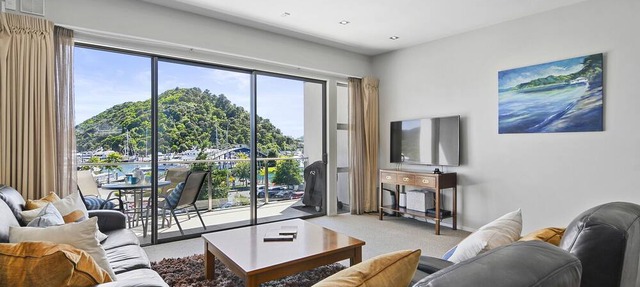 Apartment 3, The Moorings.