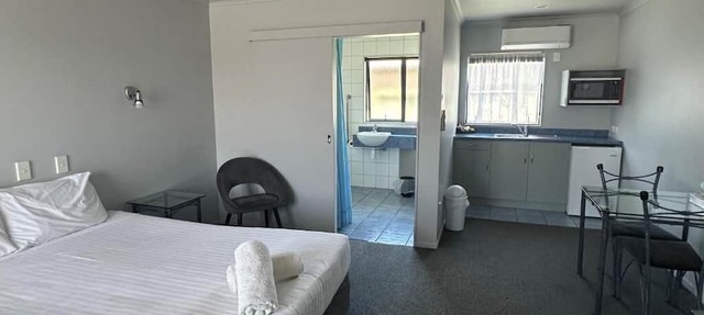 Eastland Pacific Motor Lodge