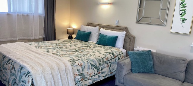 Heritage Park Lodge