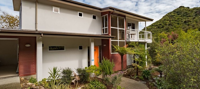 Te Wharepuni - Tata Beach Holiday Home
