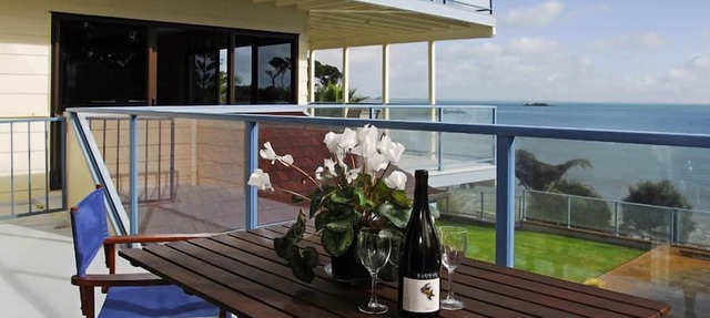 By the Bay Beachfront Apartments