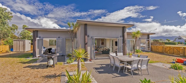 Titoki Magic - Matarangi Holiday Home