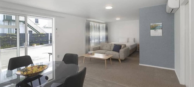 Adelphi Motel