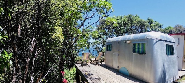 Fun and Funky - fully restored genuine 1940's handmade caravan
