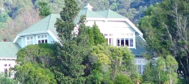 Romantic Getaway in Historic Bed and Breakfast near Tasman Bay, South Island