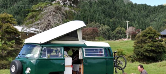 Vintage Camping Rental for Travel Adventure in Auckland, New Zealand