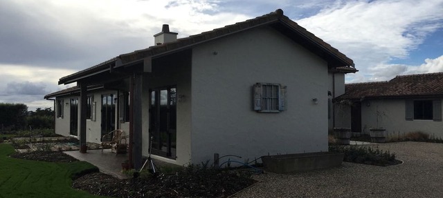 Stylish Room with Private Patio in a Bed and Breakfast near Pukekohe, Auckland
