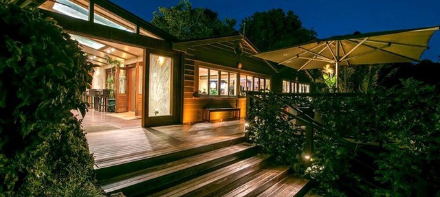 Luxury Lodge Rental with Saltwater Pool for Group Holiday in Palm Beach, Waiheke Island