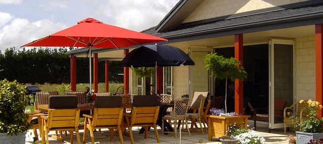 Comfortable Bed and Breakfast Accommodation with a Garden in Canterbury, New Zealand