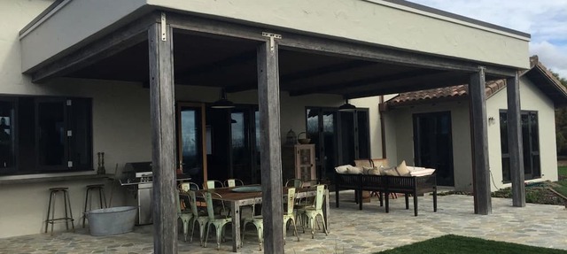Romantic Room in a Secluded Country Bed and Breakfast near Bombay, Auckland