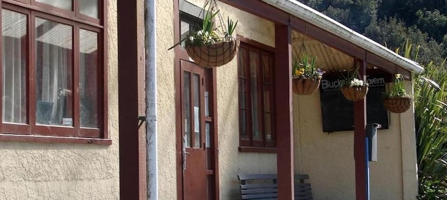 Room Rental for Couples in a Getaway Lodge near Greymouth, New Zealand