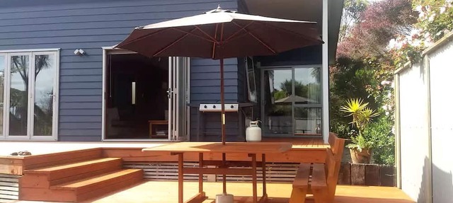 Cozy Cottage Rental Located near Cape Foulwind in Westport, New Zealand