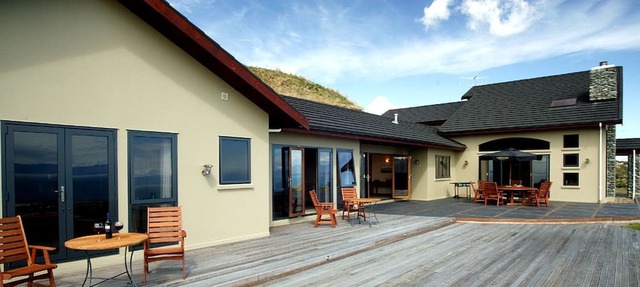 Lodge Suite with Deck Overlooking the Beautiful Tasman Bay in New Zealand
