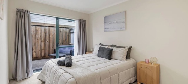 Field & Surf Apartment