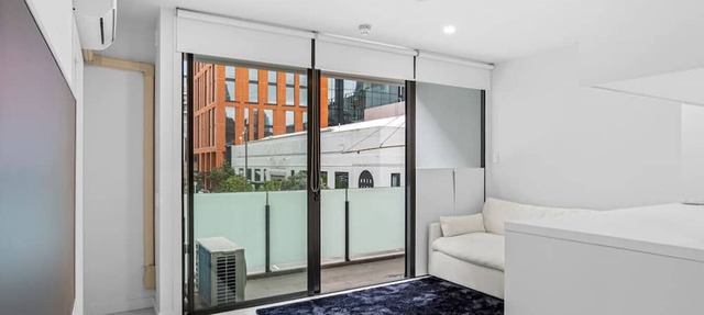 Compact Apartment in the Heart of Lighter Quay