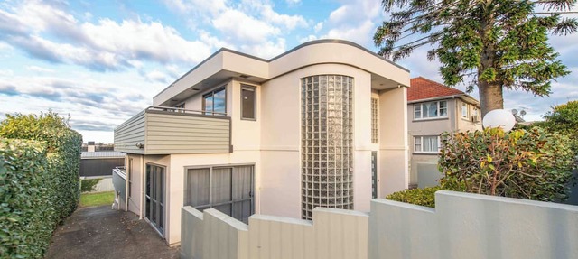 Remuera Elegance - Spacious & Stylish 6-BR House