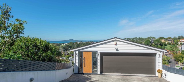 Panoramic Sea views 6BR Getaway @ Murrays Bay