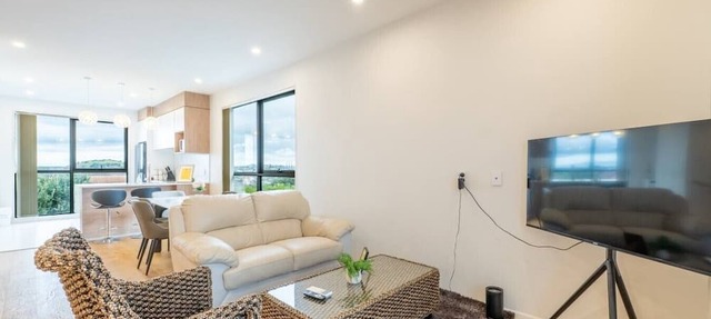 Modern 3-Bedroom Townhouse in Belmont