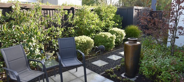 Cosy Luxury near Airport - Continental Breakfast, Spa and Pool