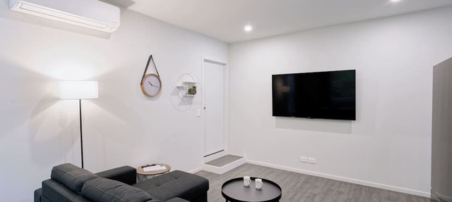Recently Renovated Central Apartment