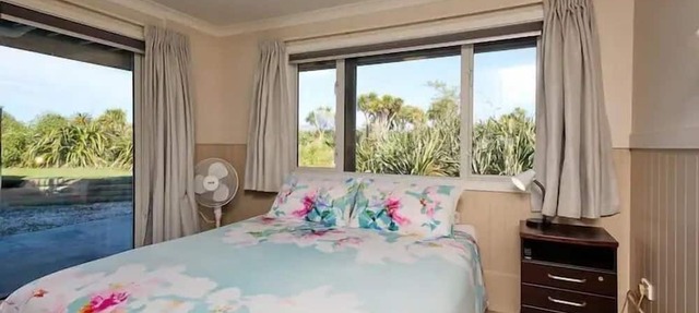 Kakatu Retreat - Sleepy Hollow, Kakatu Retreat | Sleep Hollow | Breakfast Included