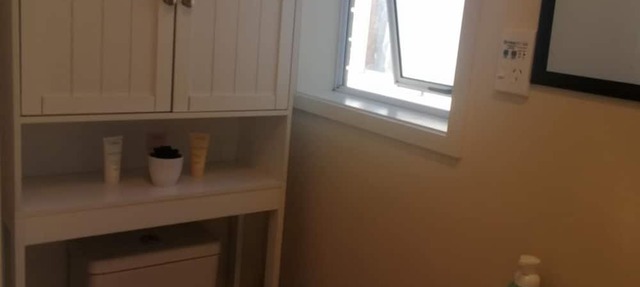 Self contained 1 Bedroom Cabin