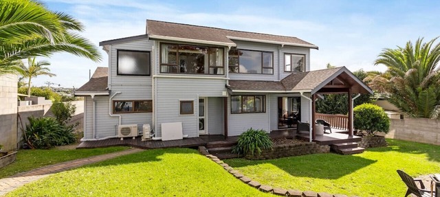 Seaside Serenity - Stylish 4BR Home